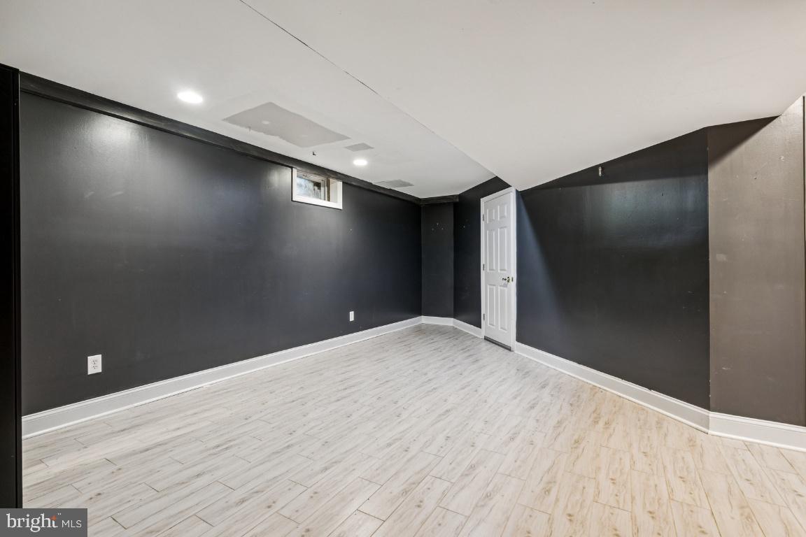 1521 E MALAGA ROAD