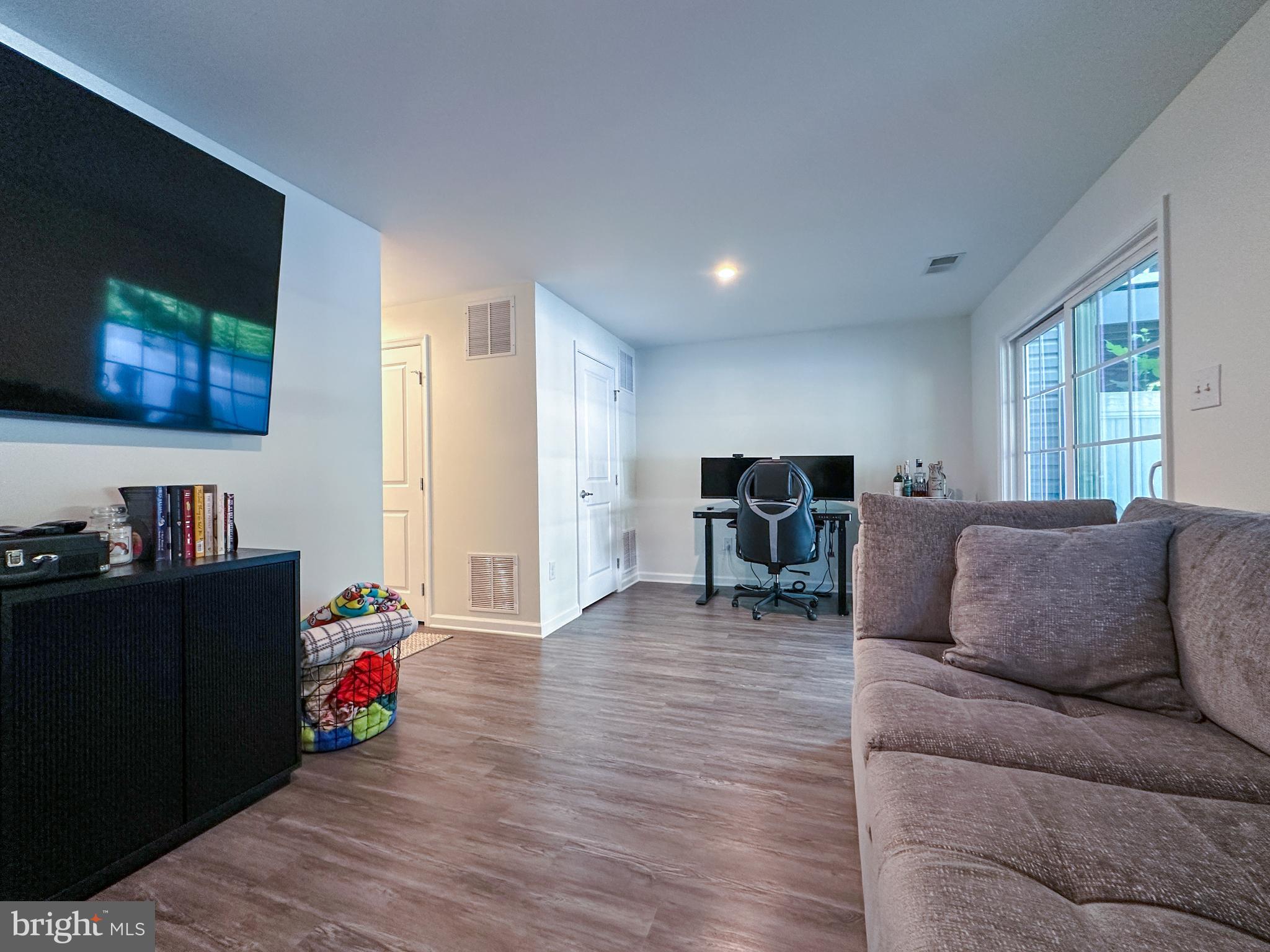 305 PINNACLE PLACE