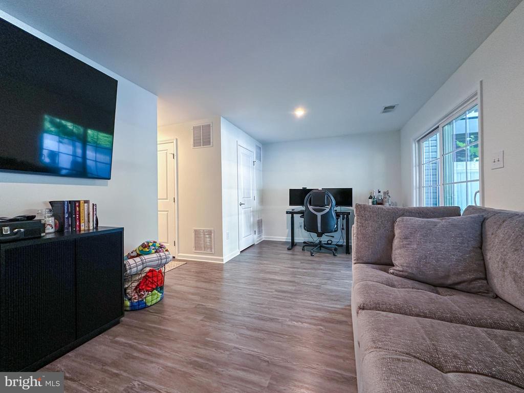 305 PINNACLE PLACE