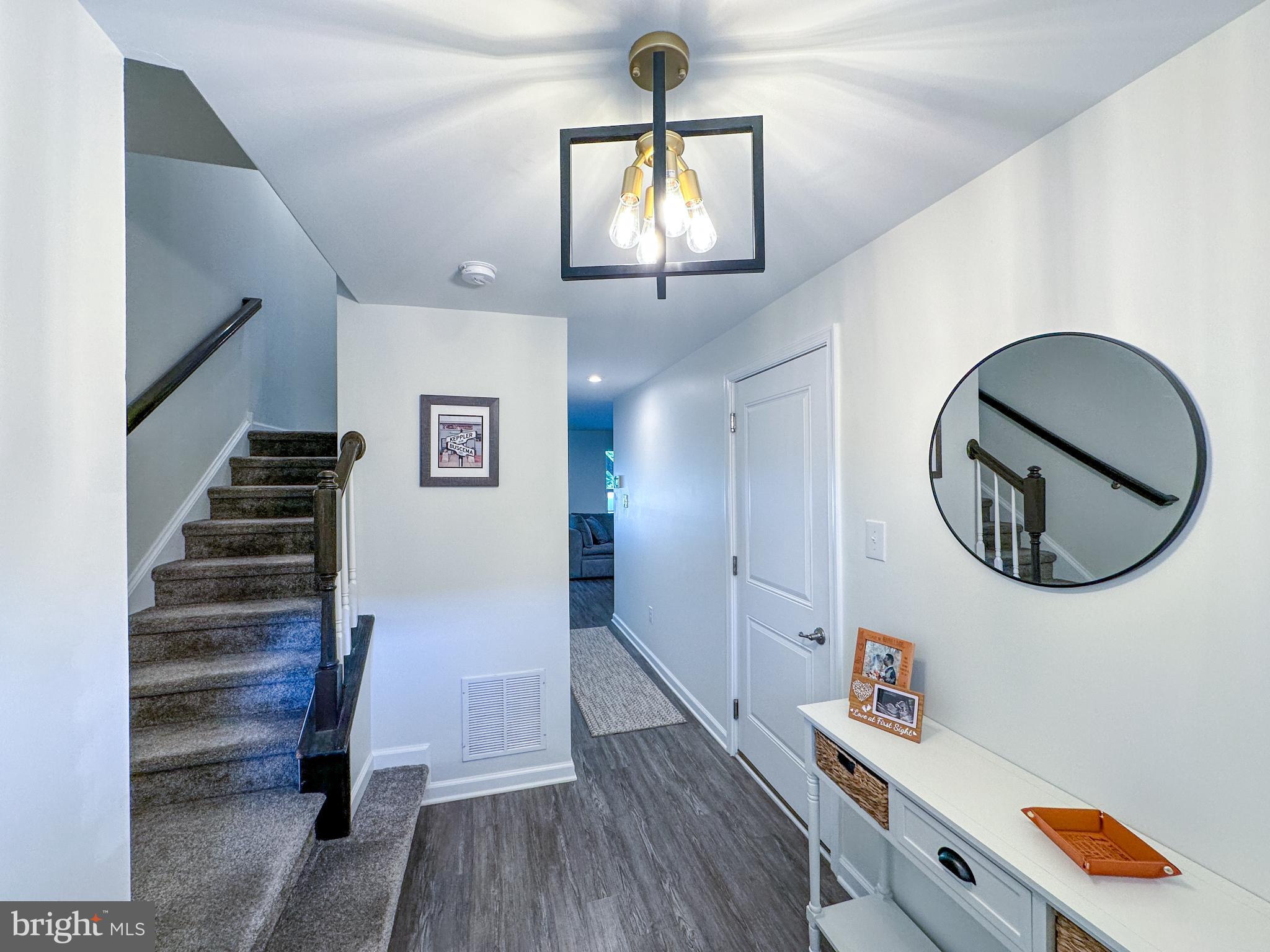 305 PINNACLE PLACE