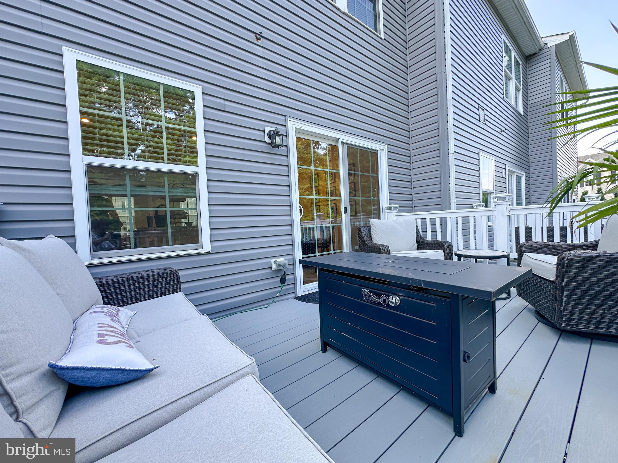 305 PINNACLE PLACE