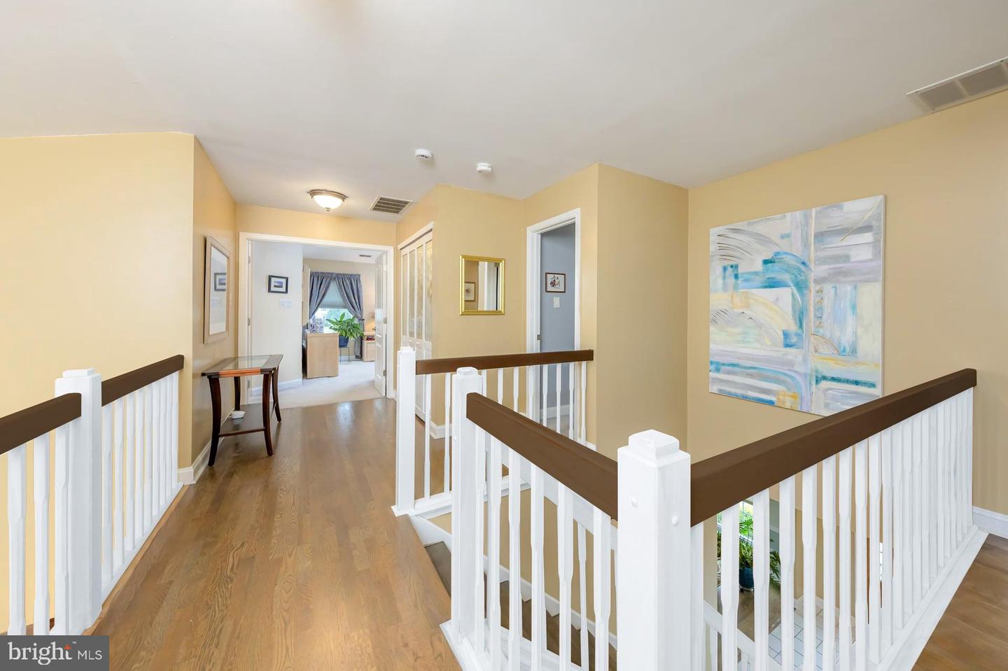 1401 Swan Ln