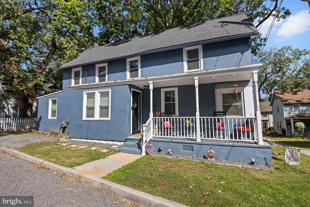 103 9TH AVENUE
