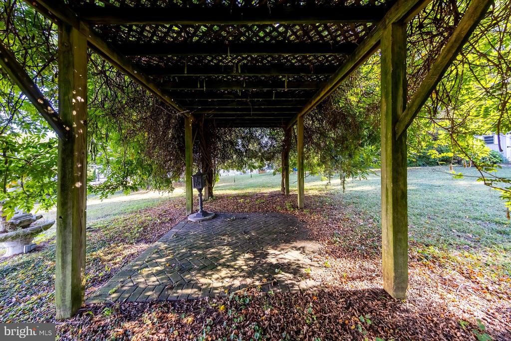 232 FAWN MEADOWS DRIVE
