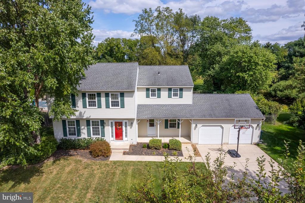 18 CURRIDEN AVENUE