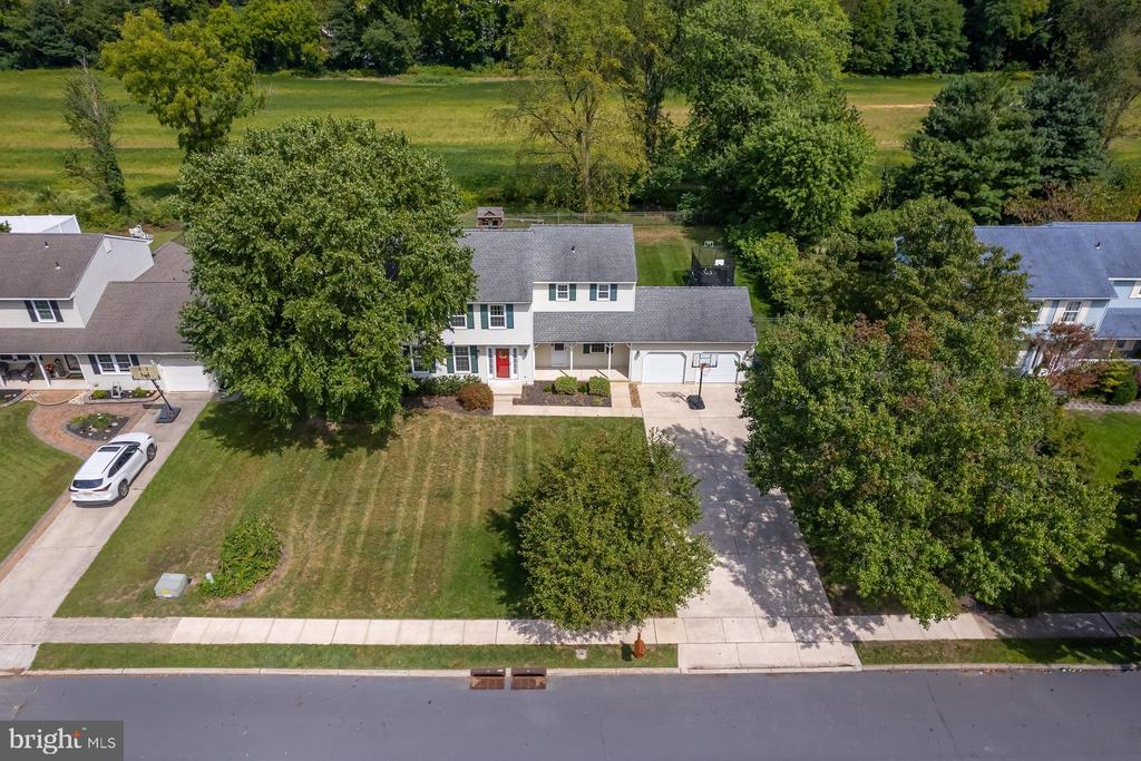 18 CURRIDEN AVENUE