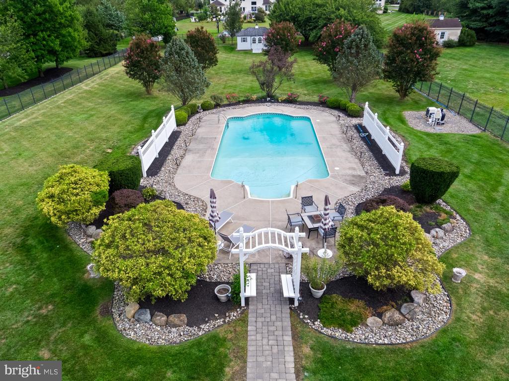 128 PREAKNESS DRIVE