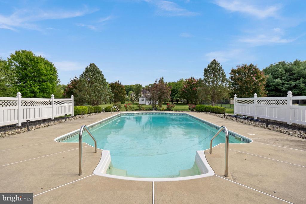 128 PREAKNESS DRIVE