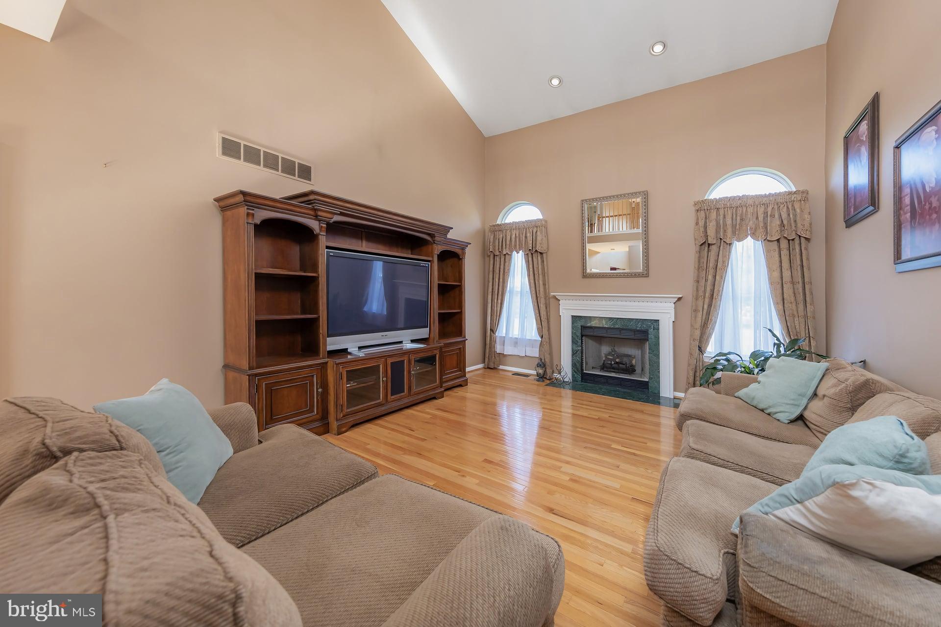 7 EAGLE DRIVE