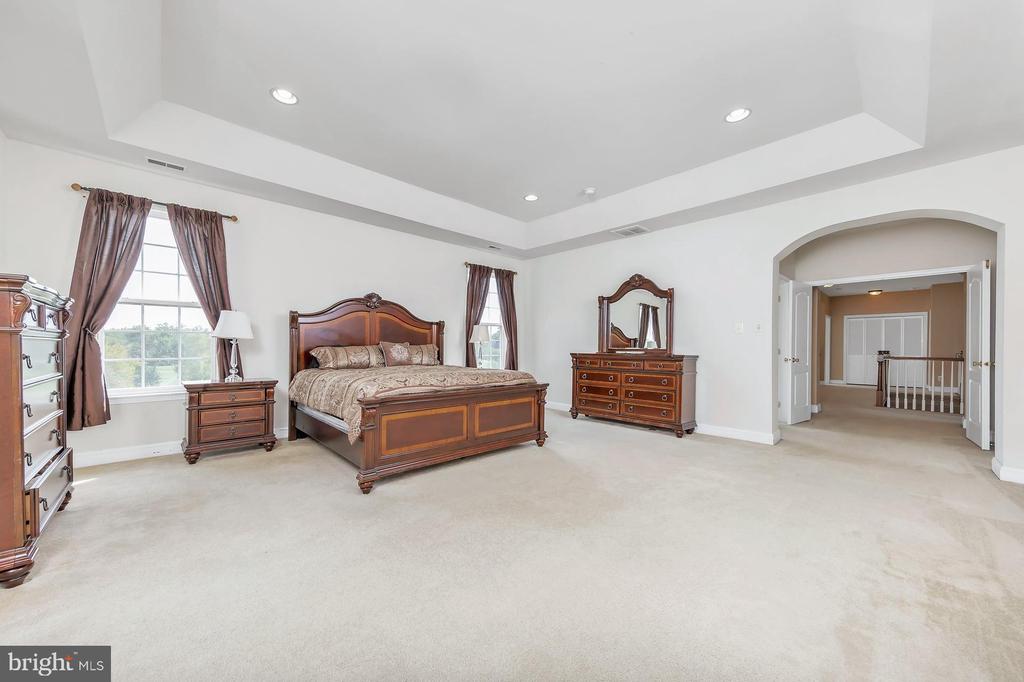 185 WOODLAND AVENUE