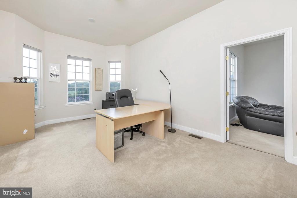 185 WOODLAND AVENUE
