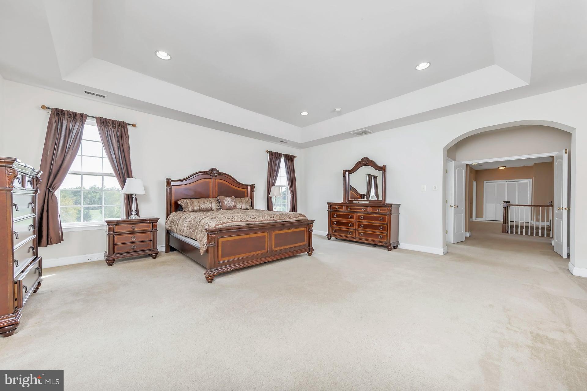 185 WOODLAND AVENUE