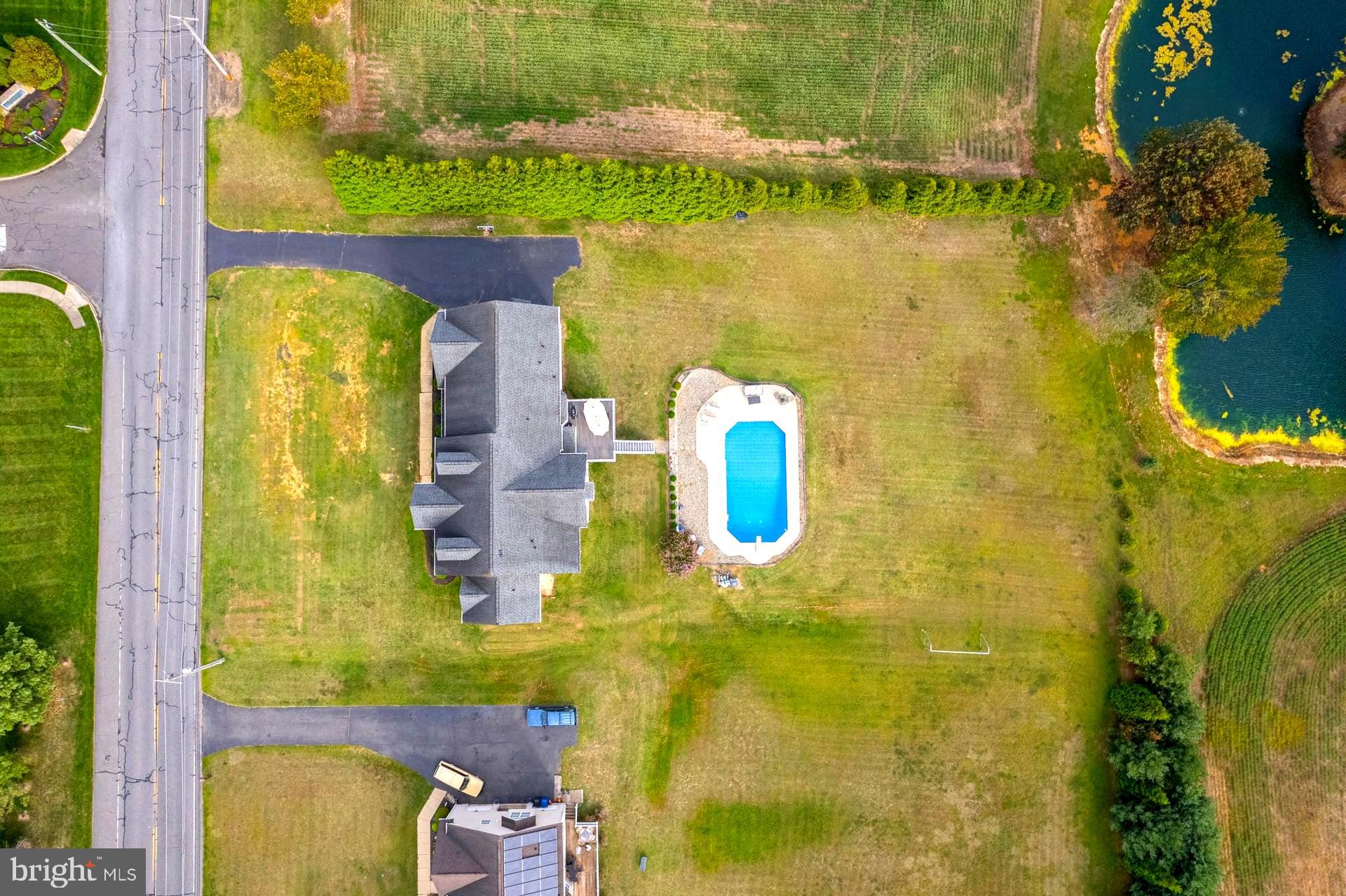 185 WOODLAND AVENUE