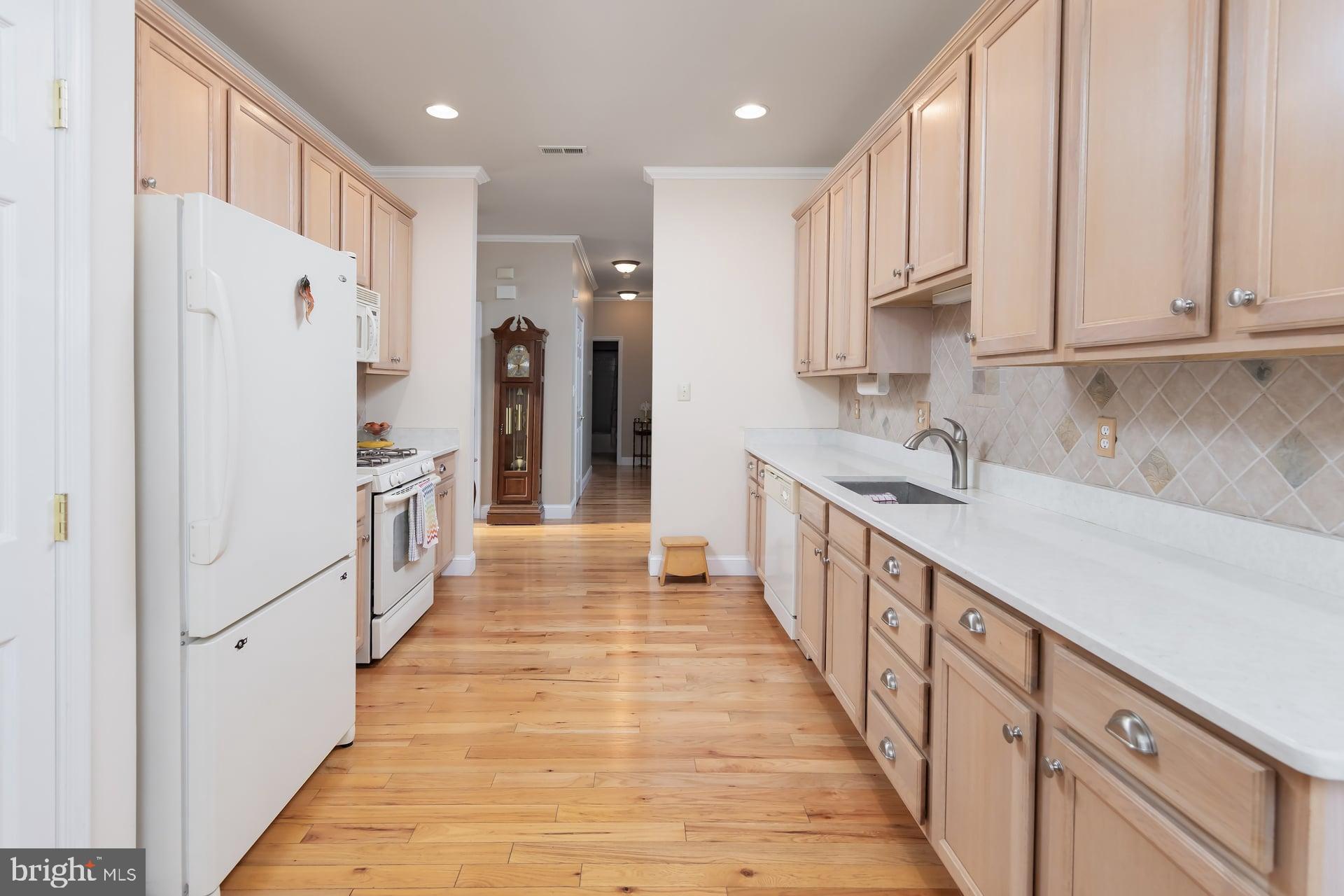 7 PINTAIL DRIVE