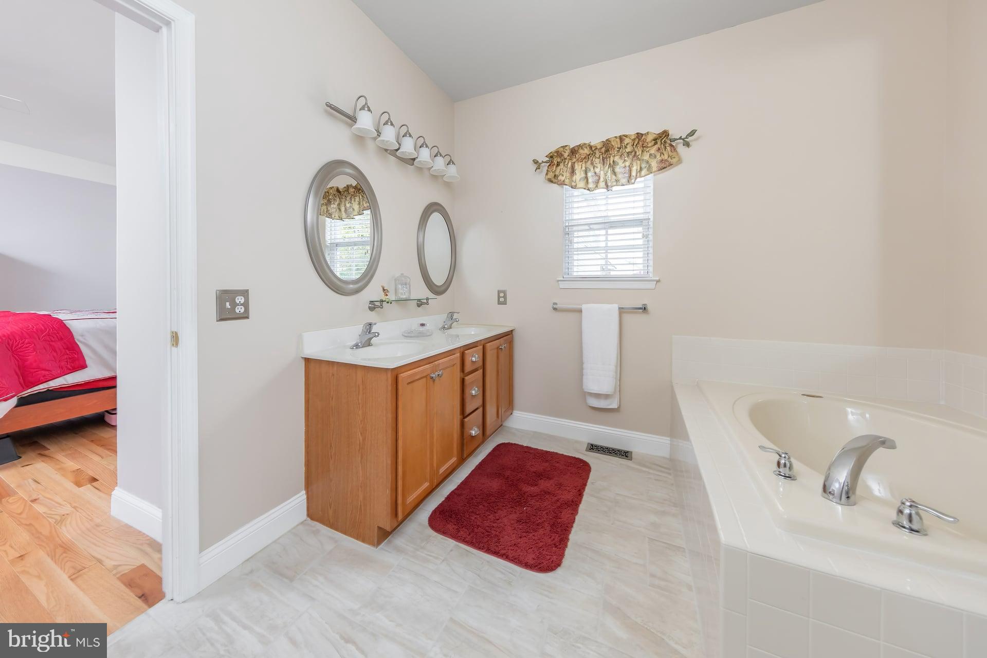 7 PINTAIL DRIVE