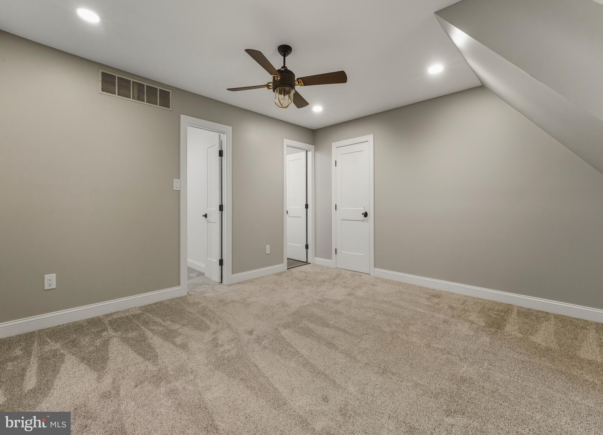 110 FOXFORD LANE