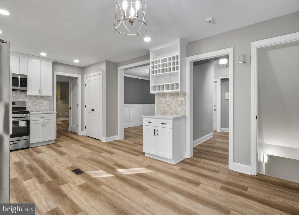 110 FOXFORD LANE
