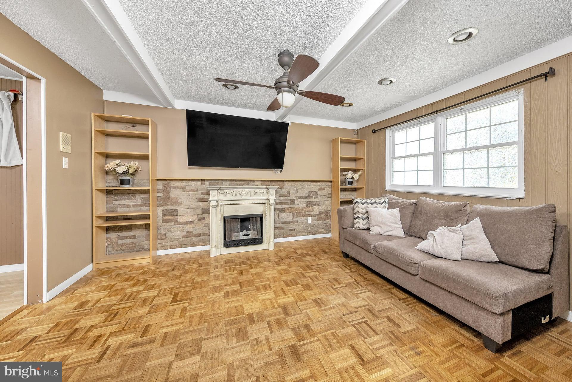 203 CENTRAL AVENUE