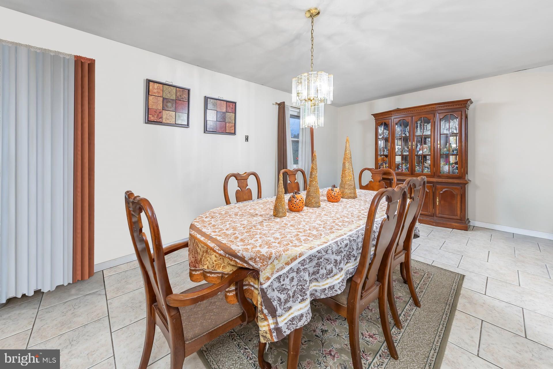 1228 BURLINGTON AVENUE