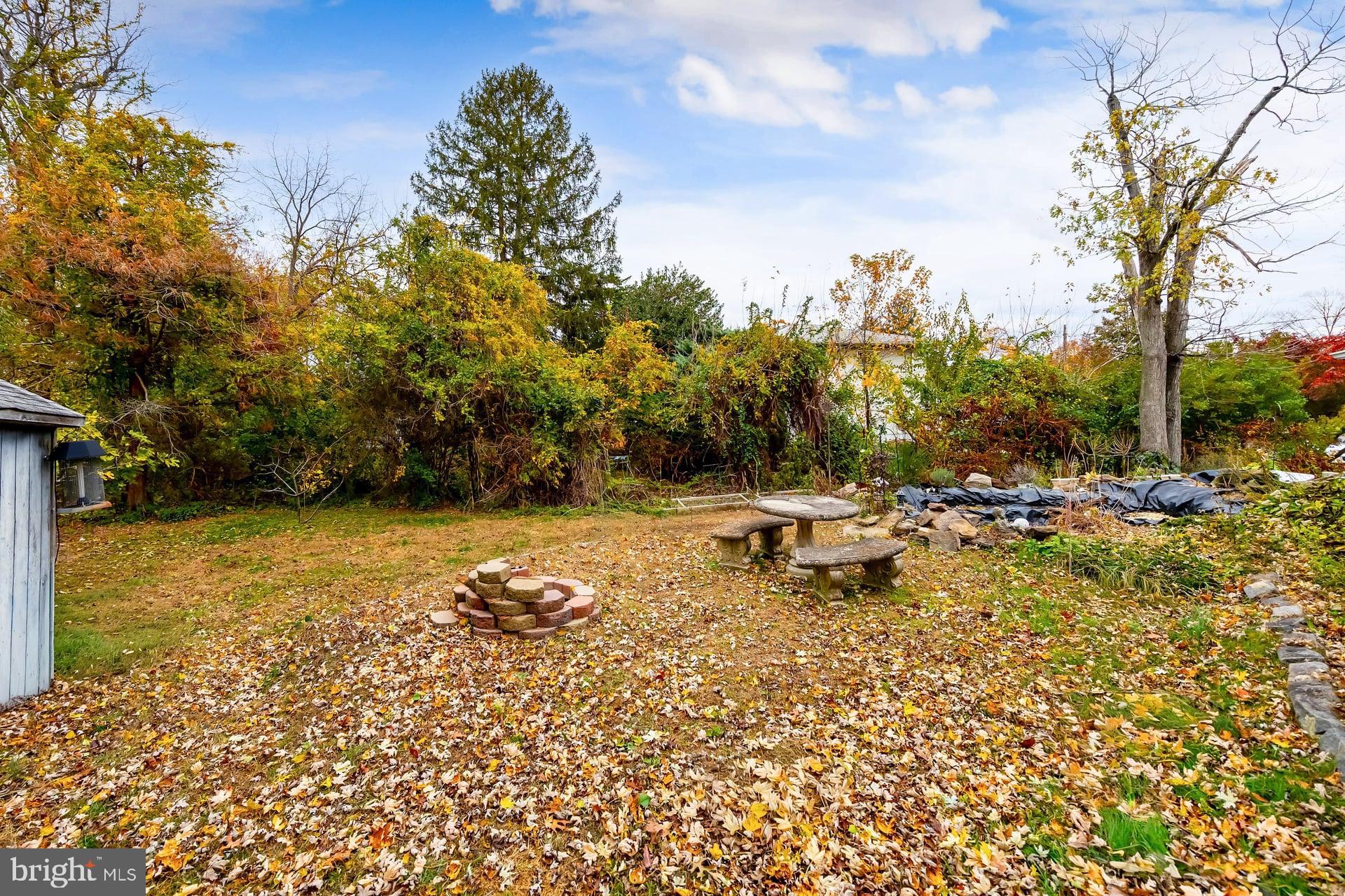 1228 BURLINGTON AVENUE