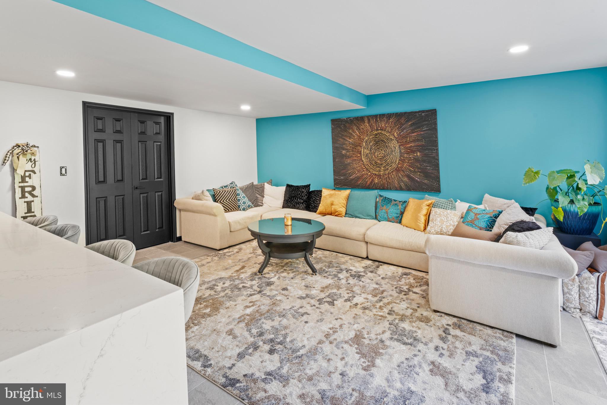 23 REGALS COURT