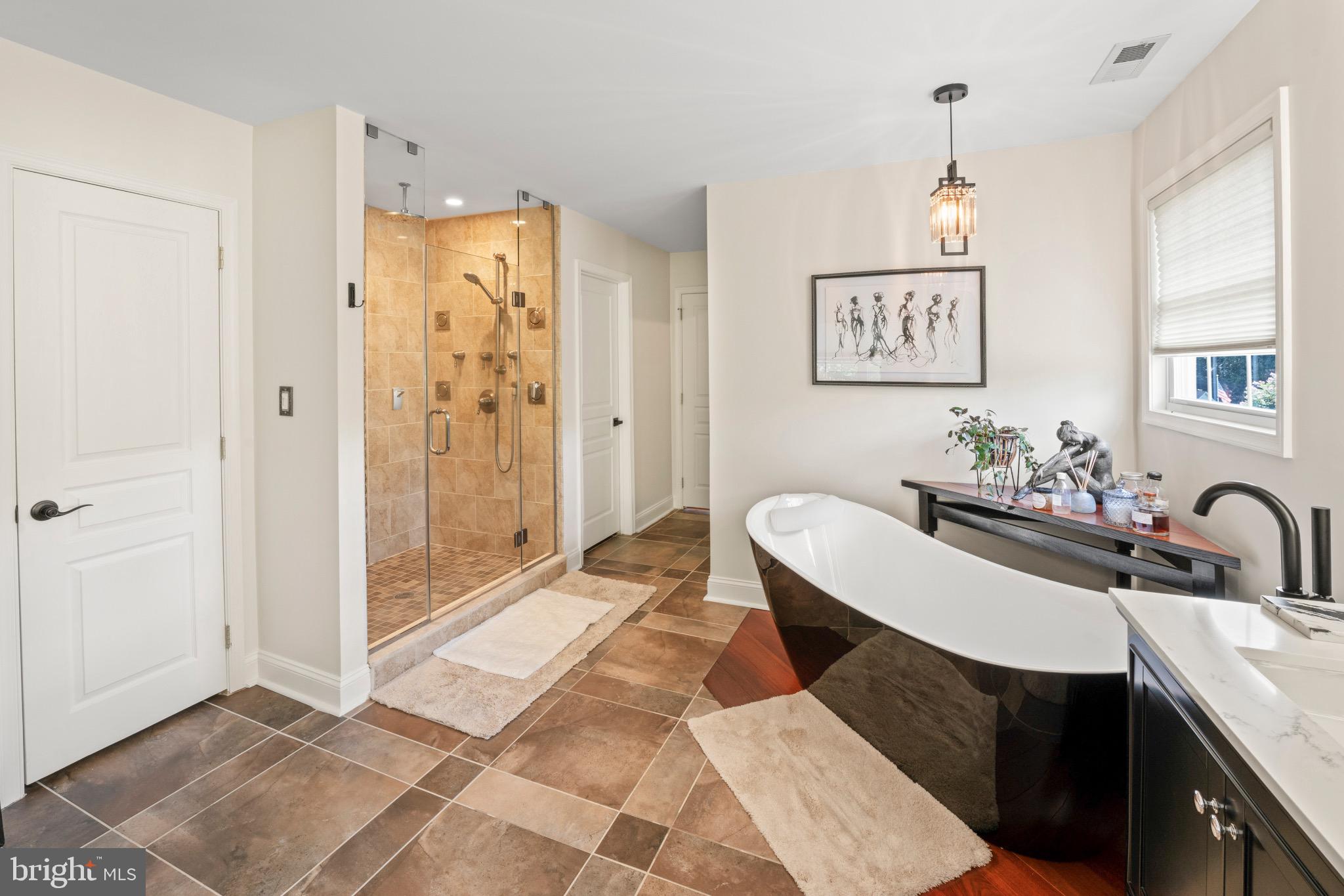 23 REGALS COURT