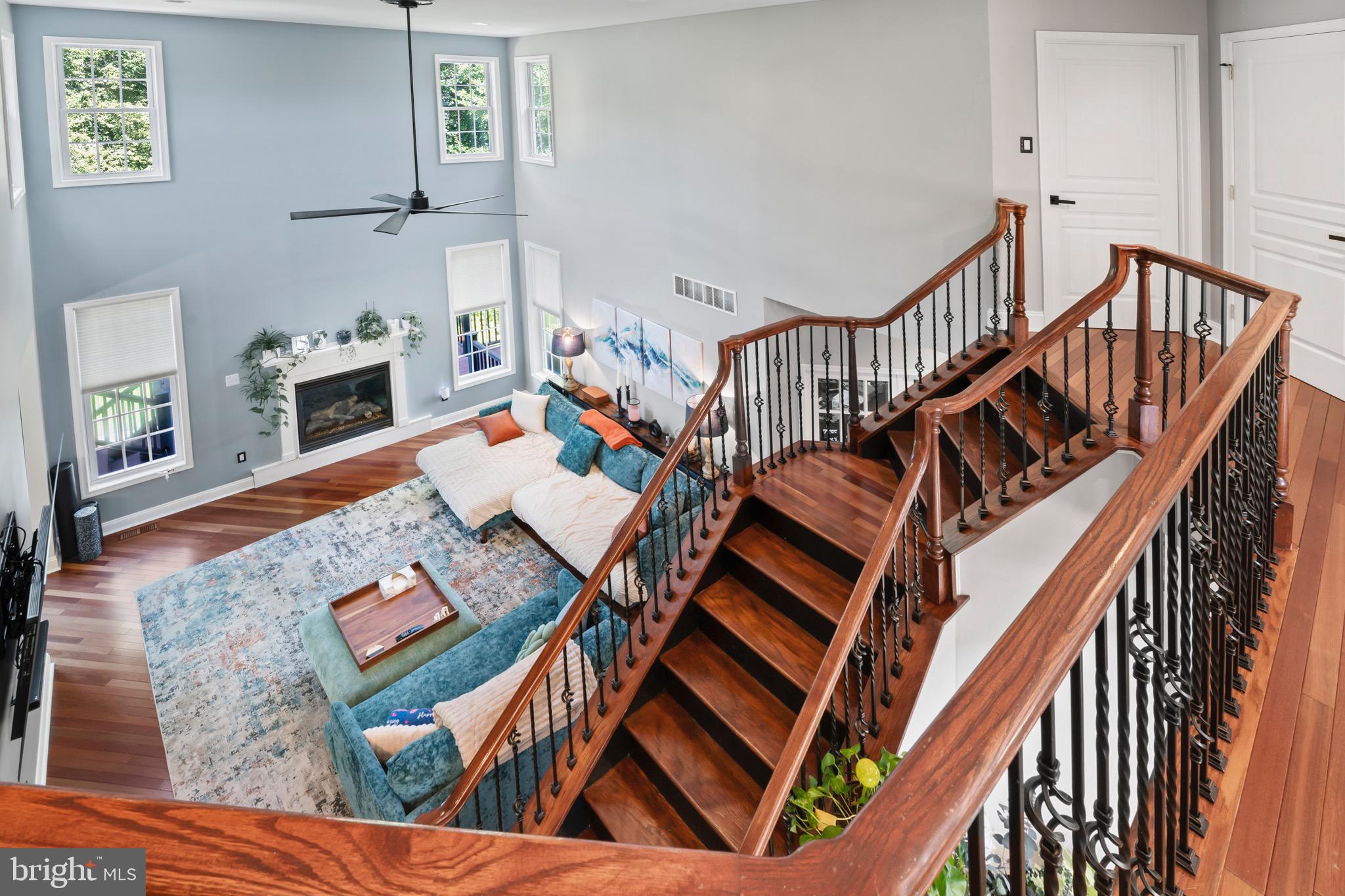 23 REGALS COURT