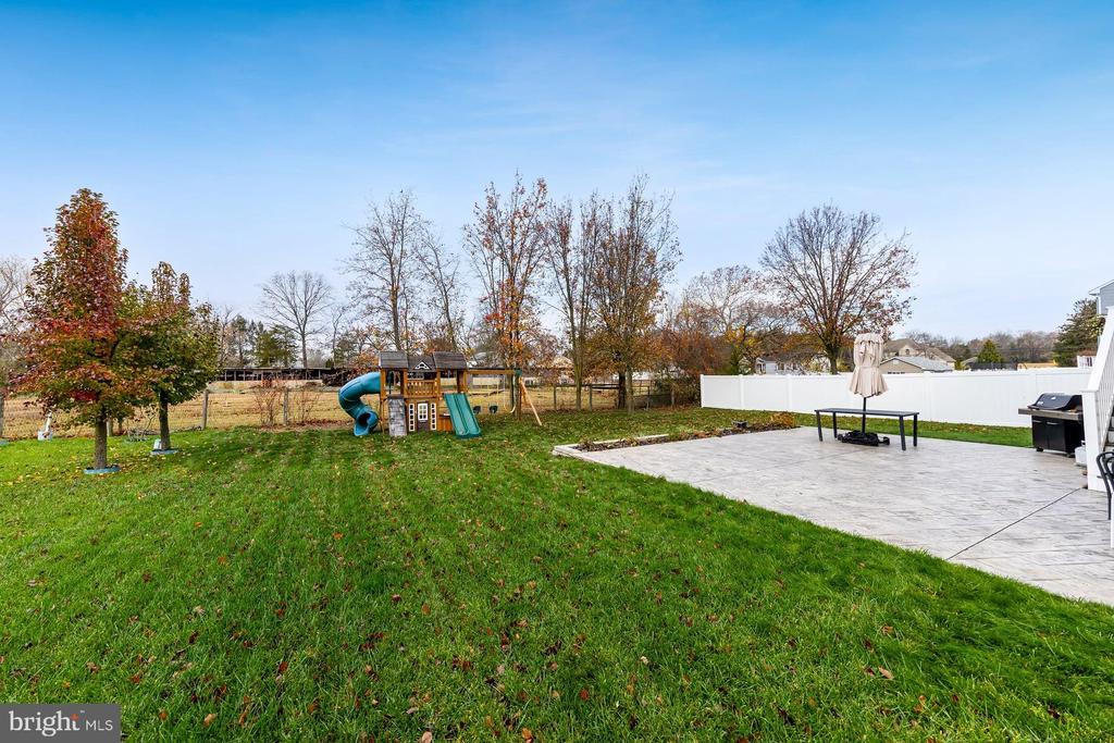 213 SPRING BEAUTY DRIVE