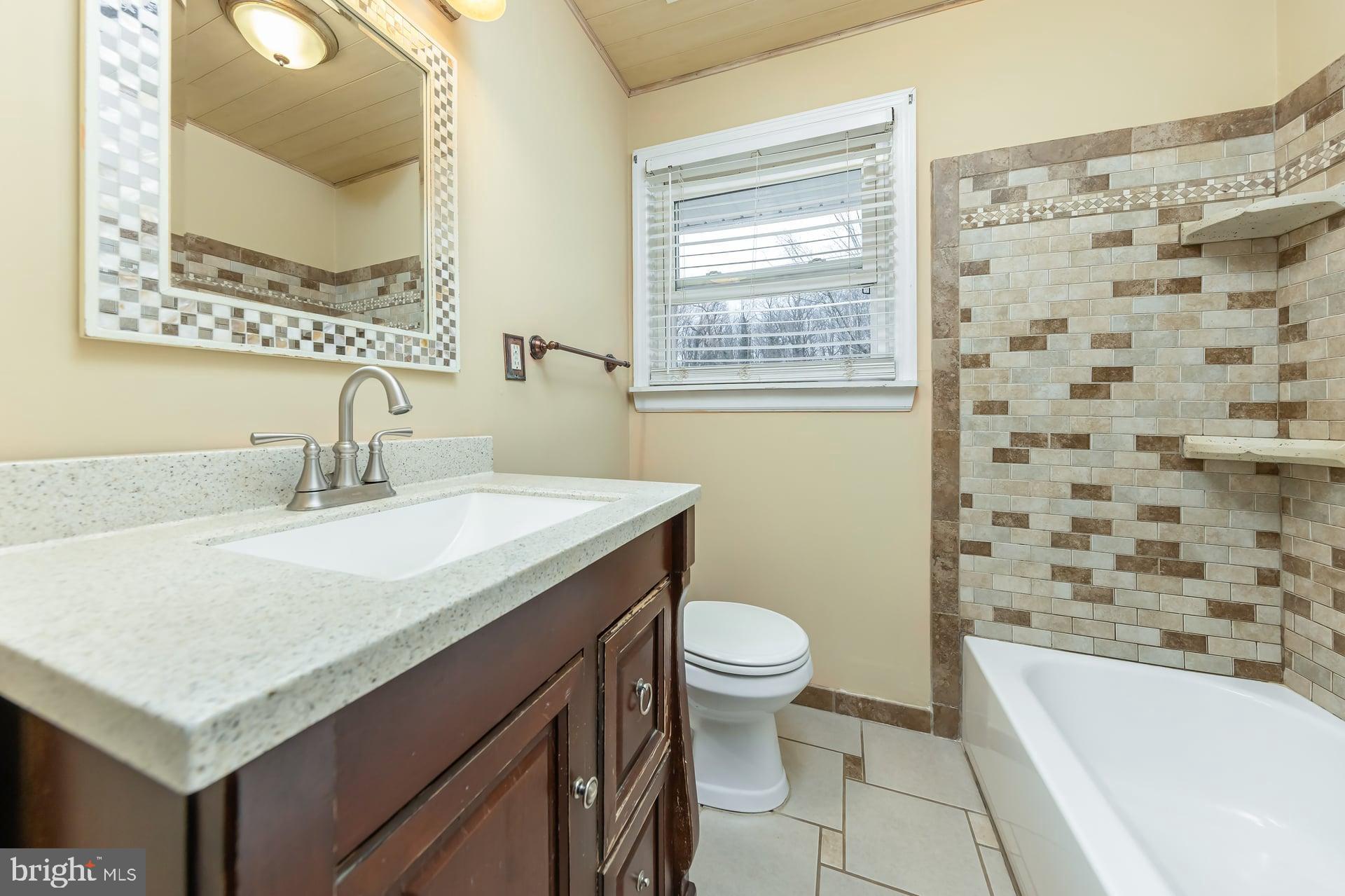 161 RIGGINS BOULEVARD