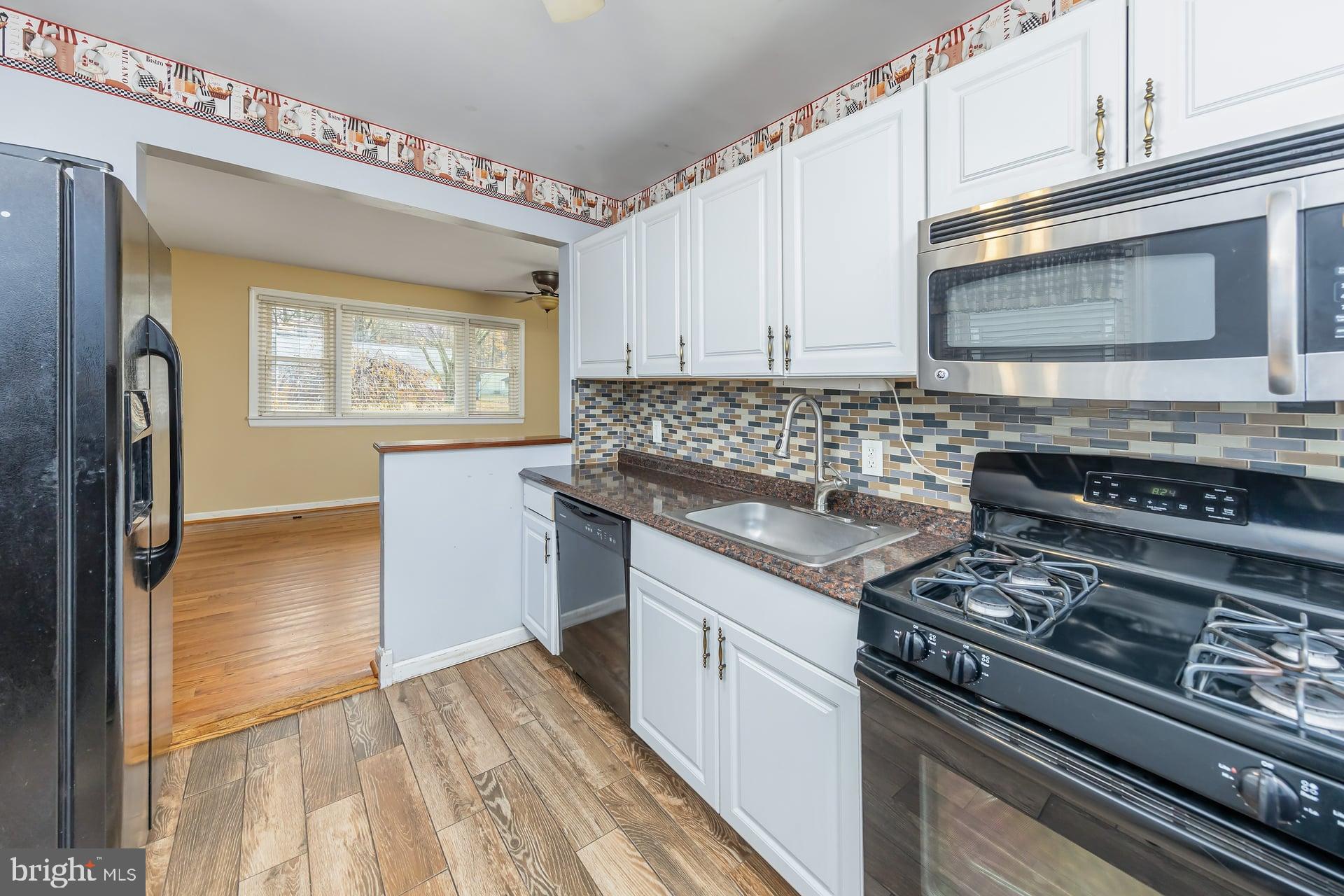 161 RIGGINS BOULEVARD