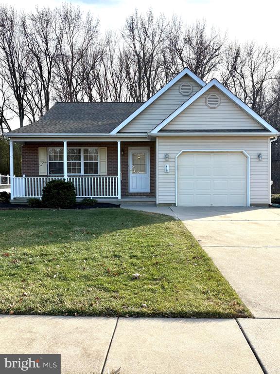 410 COUNTRY WAY