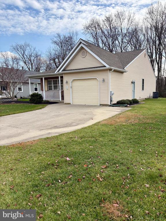 410 COUNTRY WAY