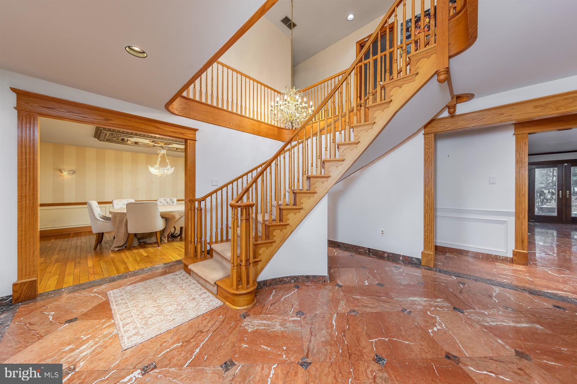 1322 COMMISSIONERS ROAD