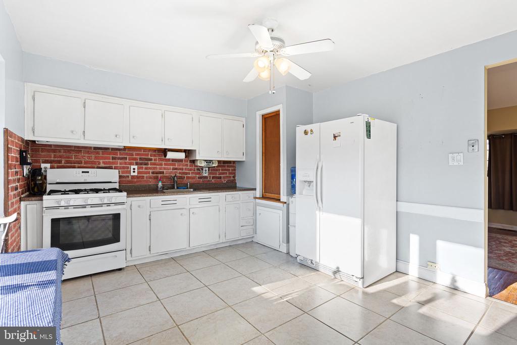 679 SANTA FE DRIVE