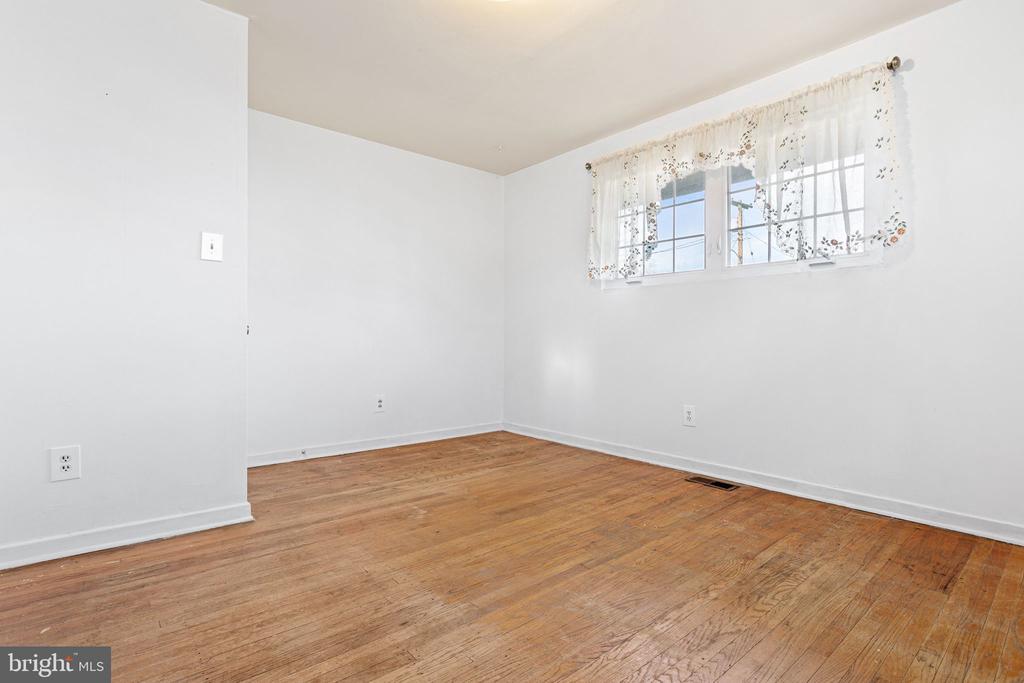 679 SANTA FE DRIVE