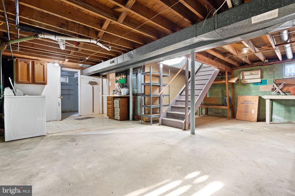 679 SANTA FE DRIVE