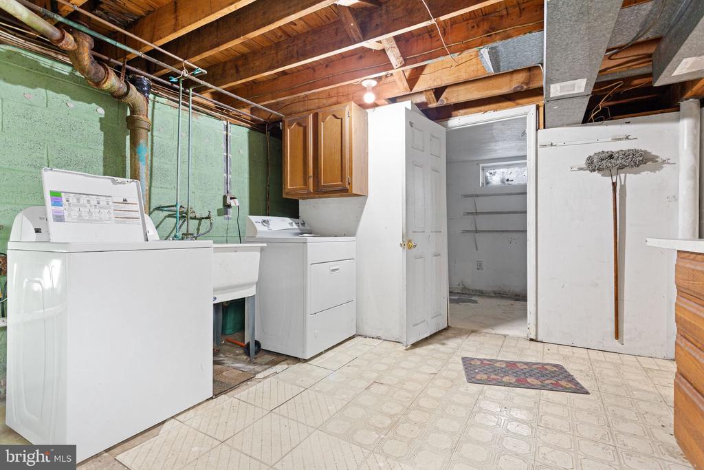 679 SANTA FE DRIVE