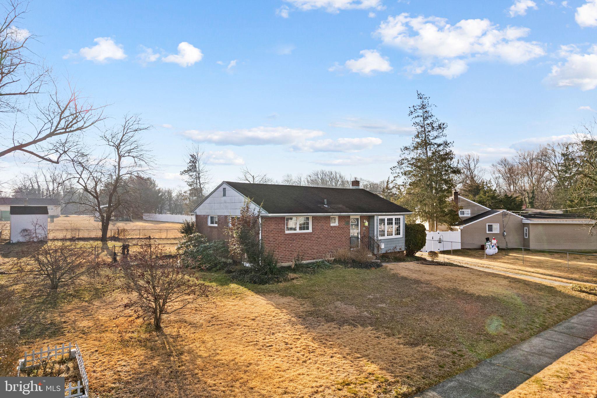 679 SANTA FE DRIVE