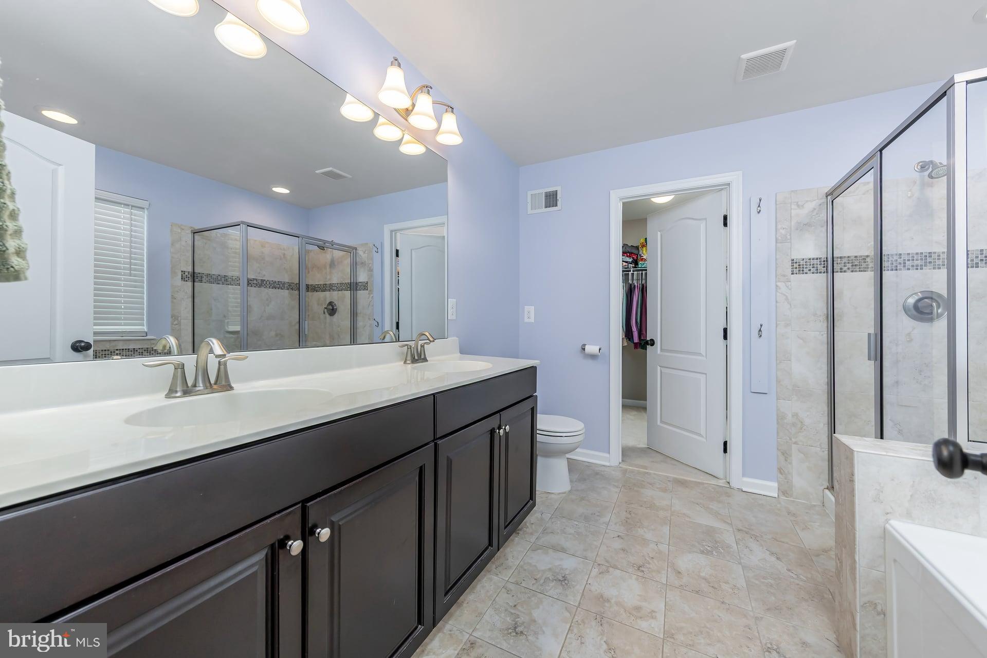 508 DEFRANCESCO CIRCLE