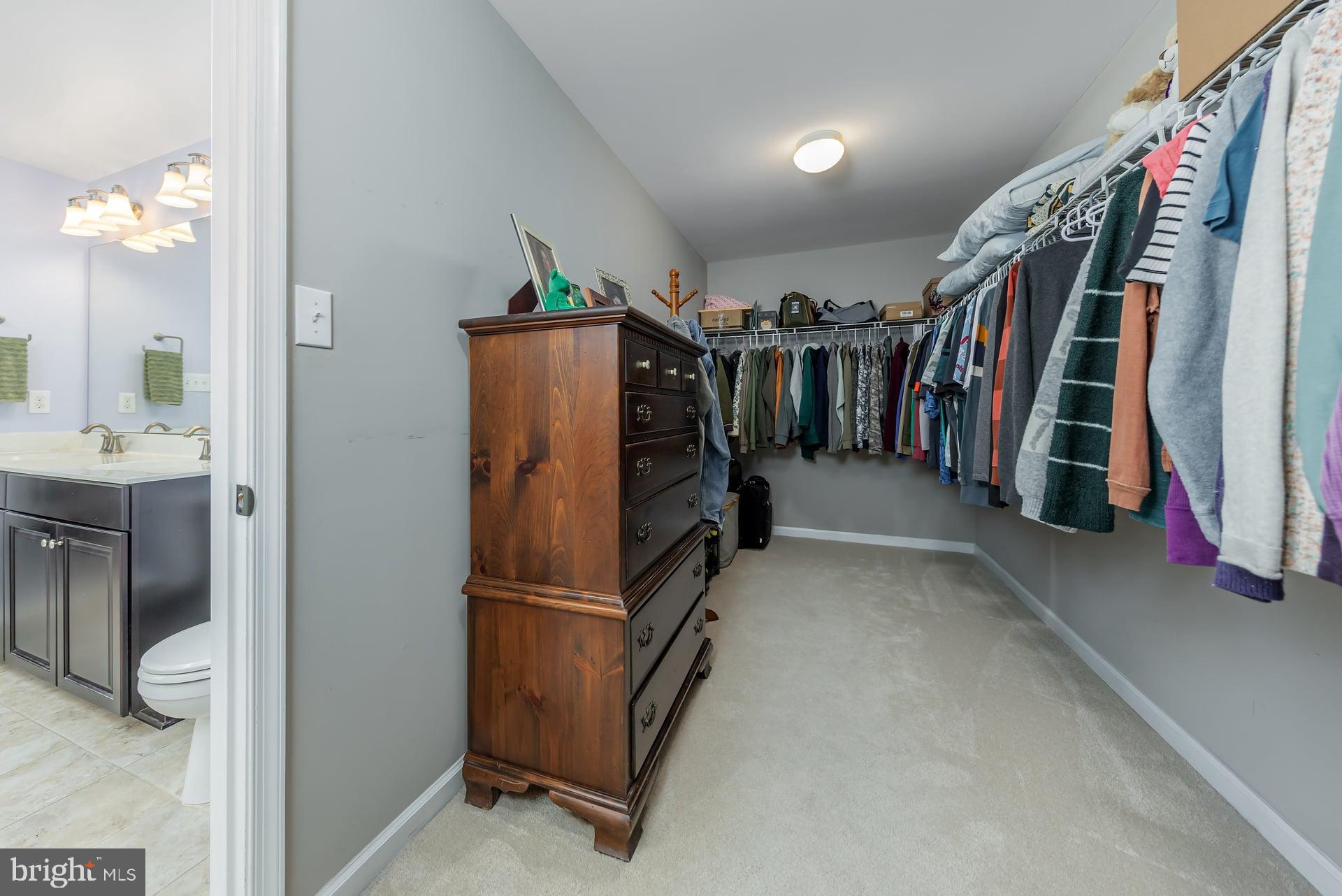 508 DEFRANCESCO CIRCLE