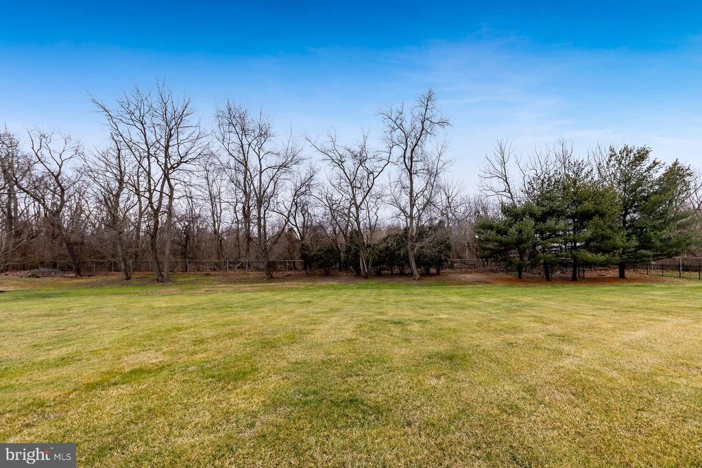 107 PREAKNESS DRIVE