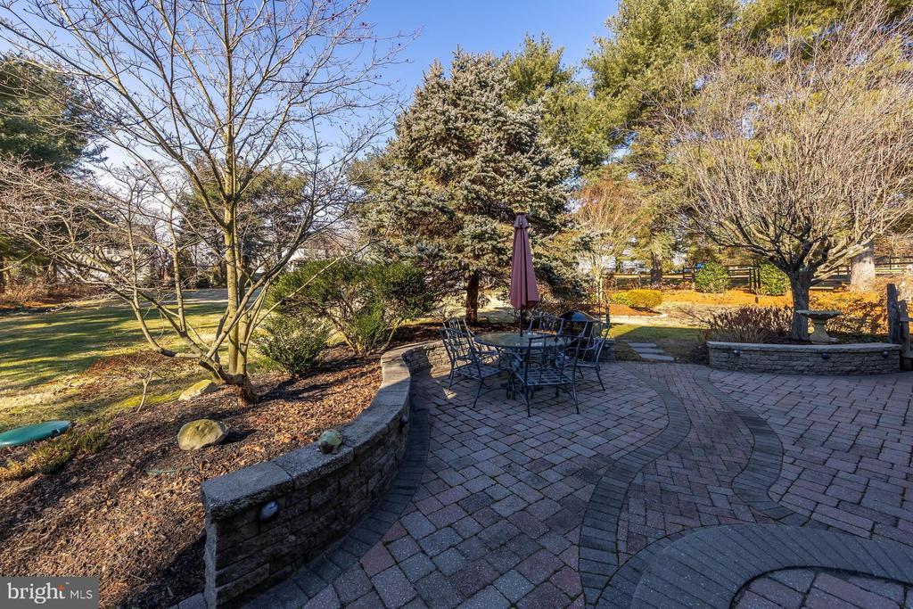 761 RATTLING RUN ROAD