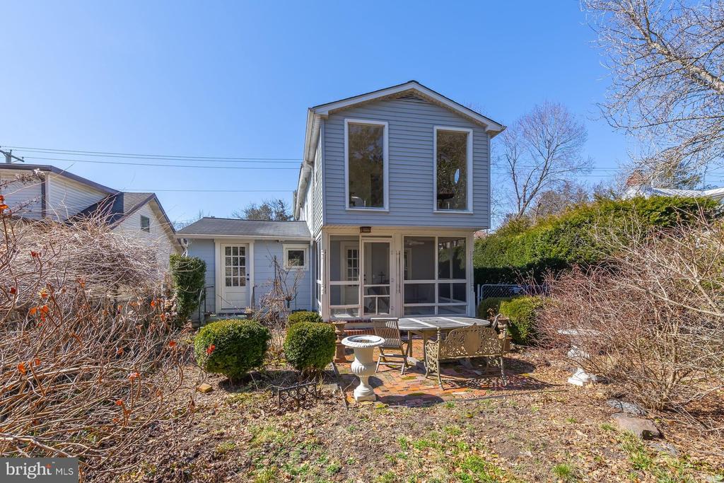37 N MAIN STREET
