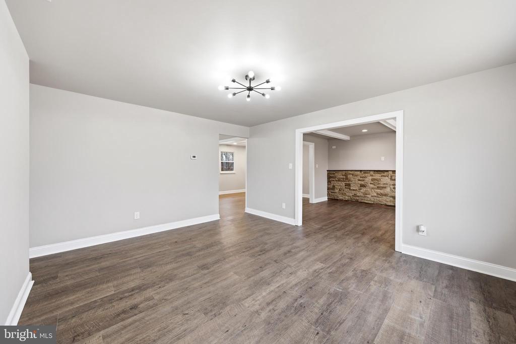 203 CENTRAL AVENUE