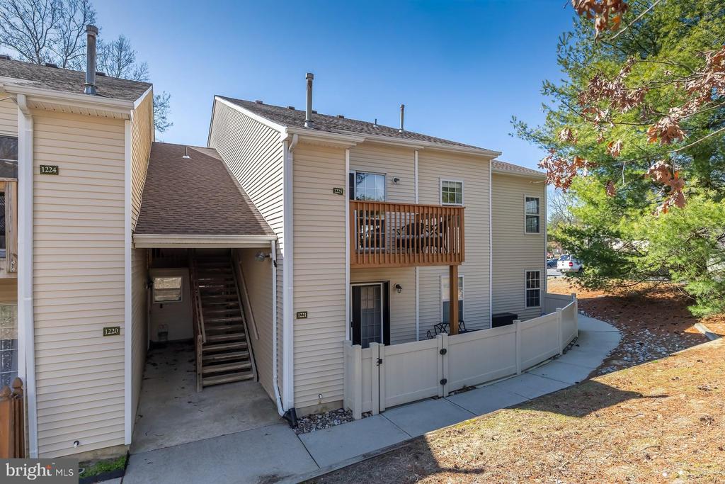 1225 TRISTRAM CIRCLE