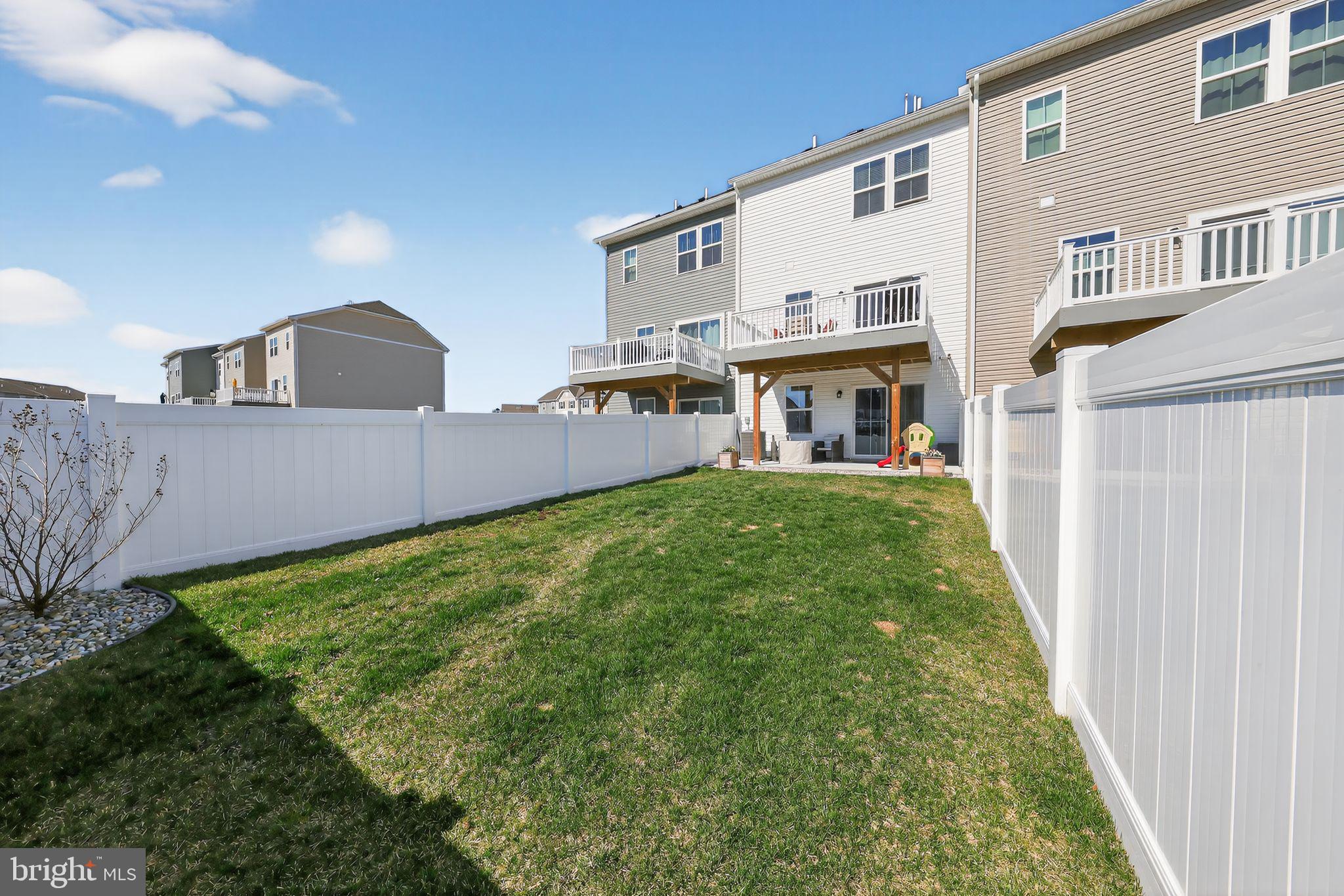 109 WATERFORD WAY