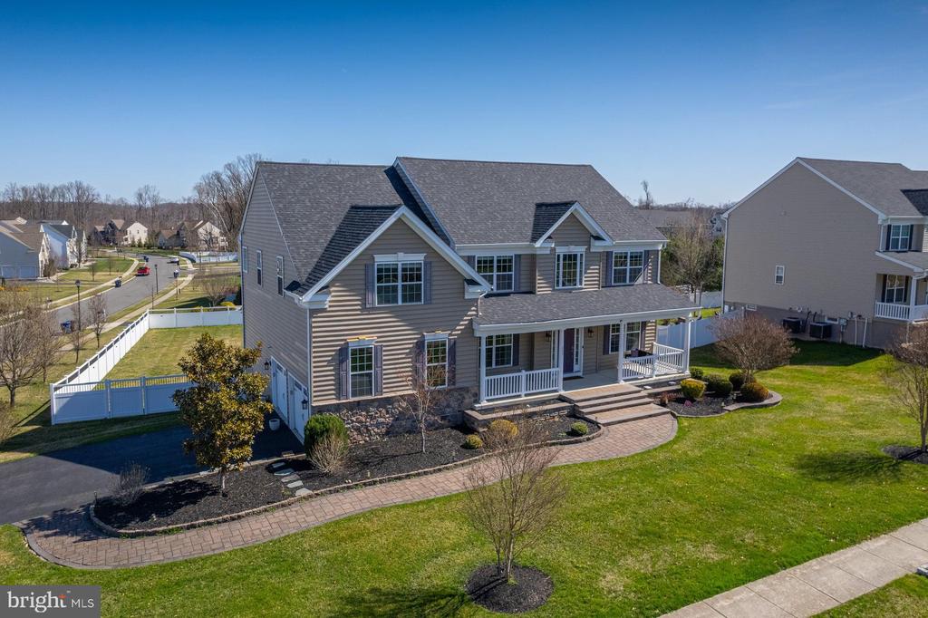 205 WINTERWOOD LANE