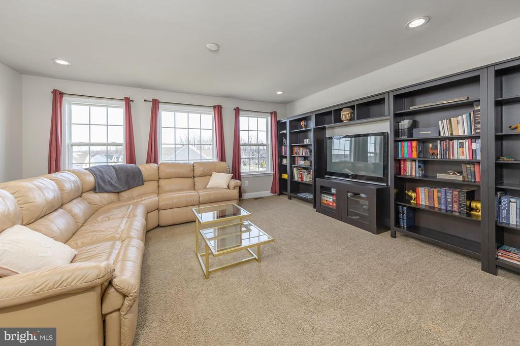 205 WINTERWOOD LANE