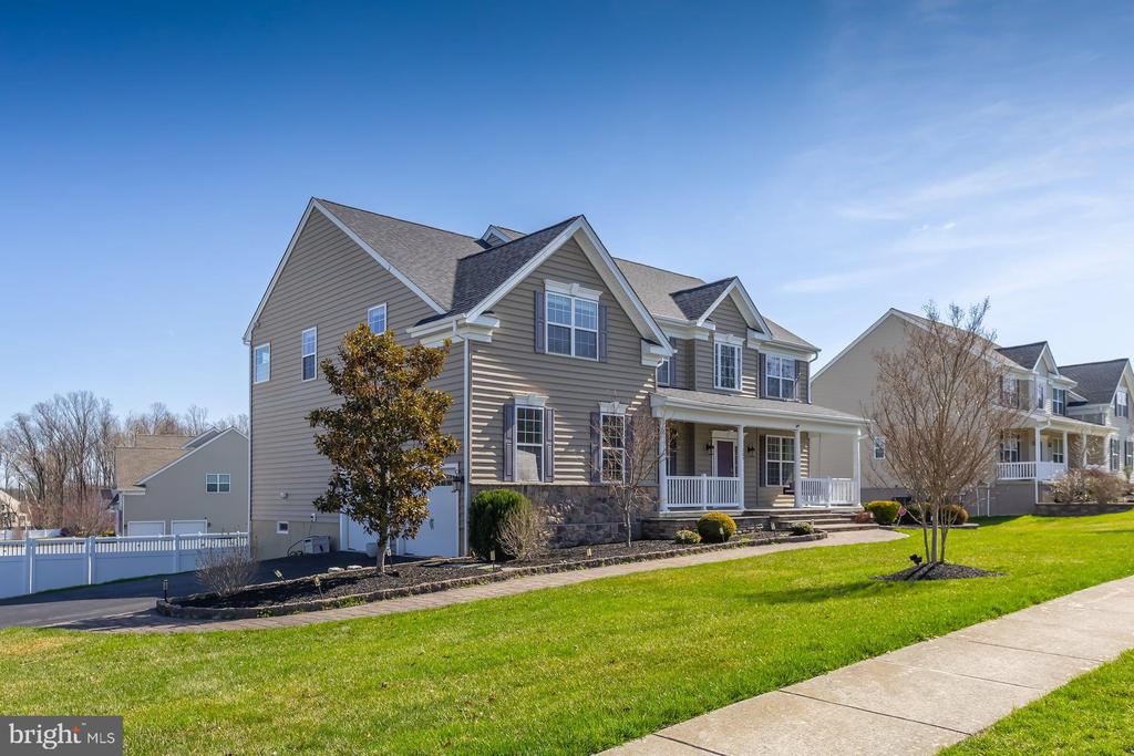 205 WINTERWOOD LANE