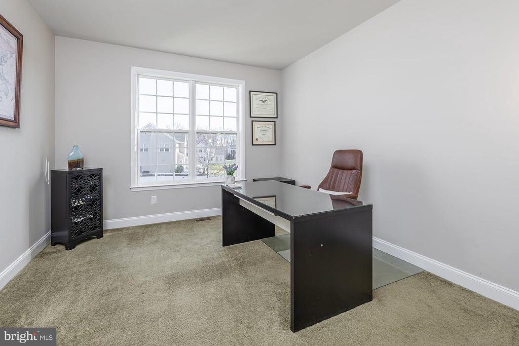 205 WINTERWOOD LANE